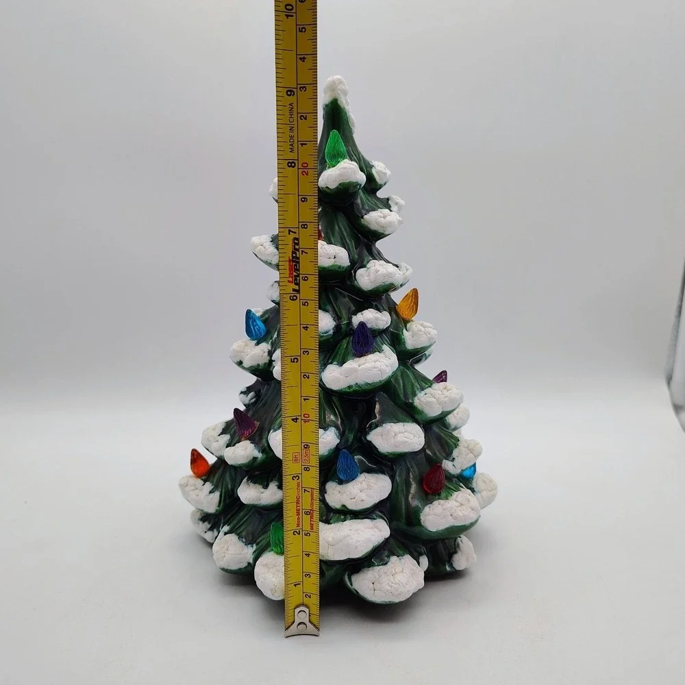 Vintage LIGHT-UP CHRISTMAS TREE Ceramic Snow-Tipped 10